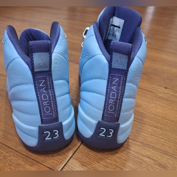 Jordan Light Blue and Navy Men's Shoes - Picture 4 of 7